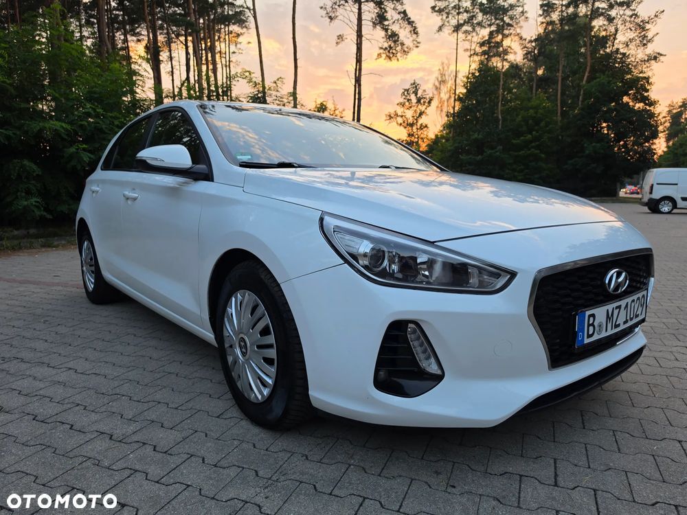 Hyundai i30 1.6 CRDI Select - 1