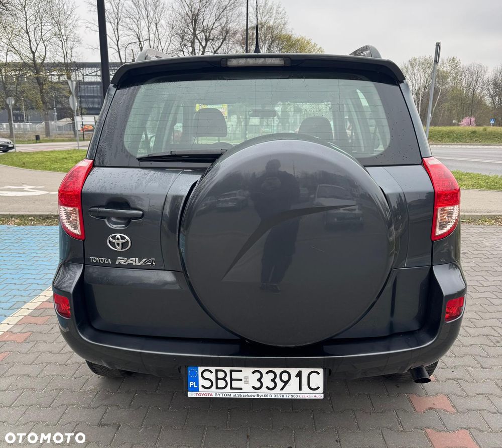 Toyota RAV4 2.0 VVT-i Sol - 7