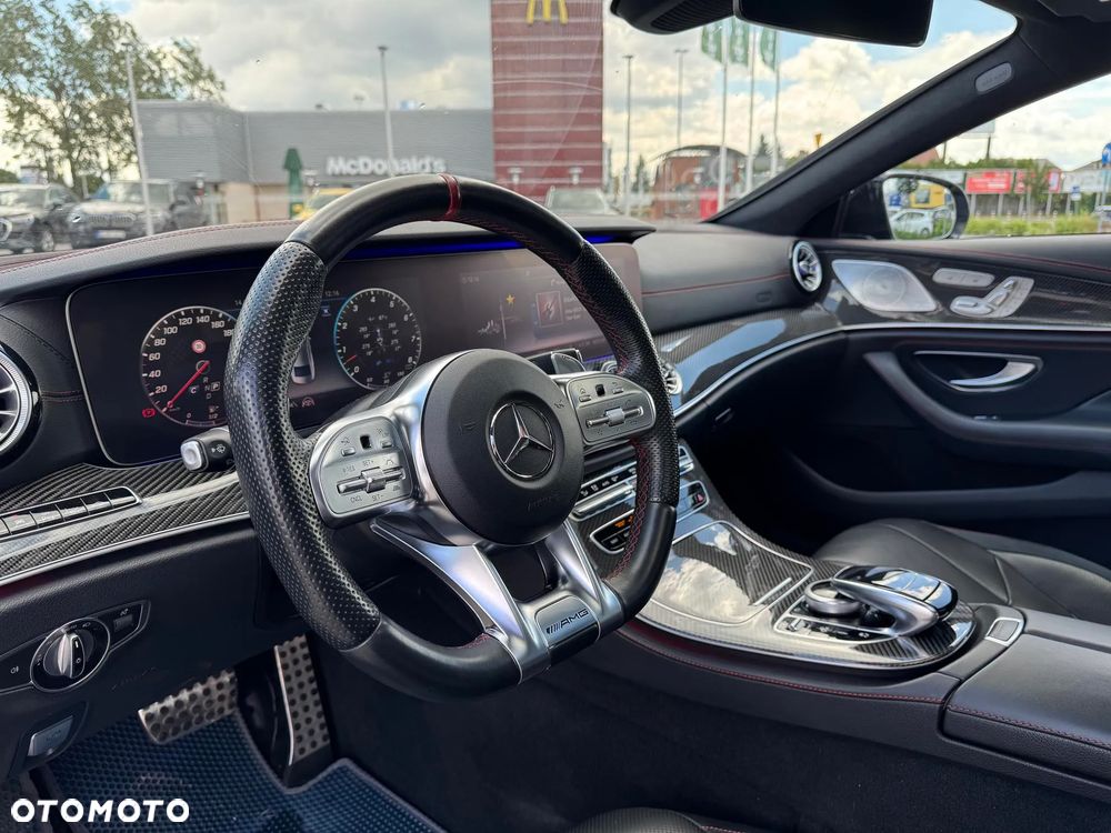 Mercedes-Benz CLS - 25