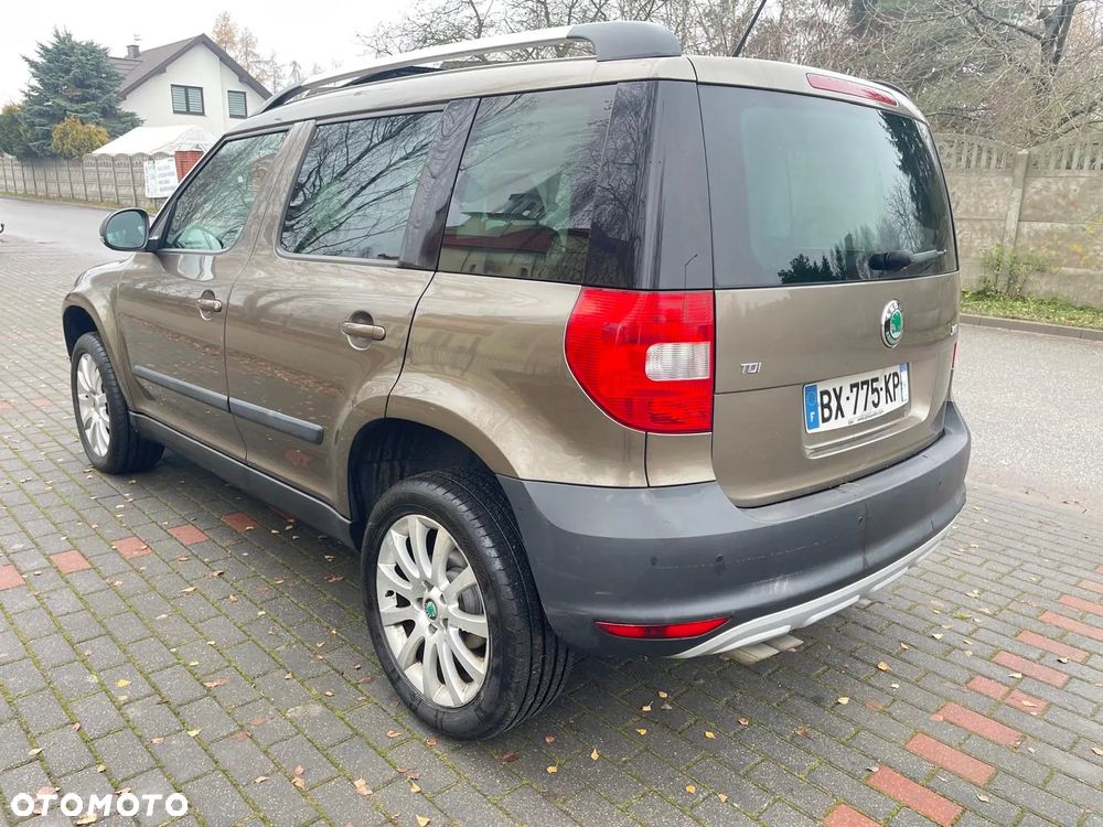 Skoda Yeti 2.0 TDI FAMILY - 12