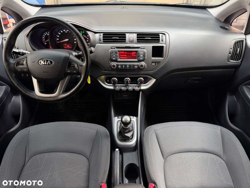 Kia Rio - 9