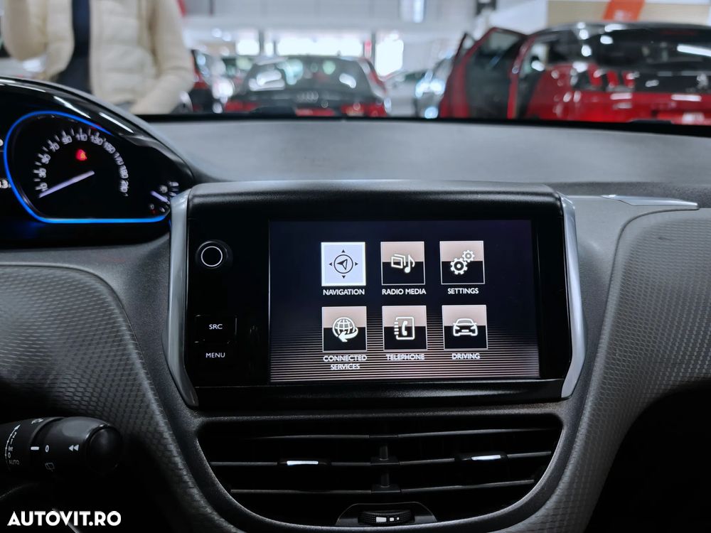 Peugeot 2008 PureTech 110 Stop&Start EAT6 Allure - 18