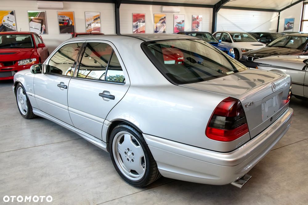 Mercedes-Benz Klasa C 43 AMG - 5