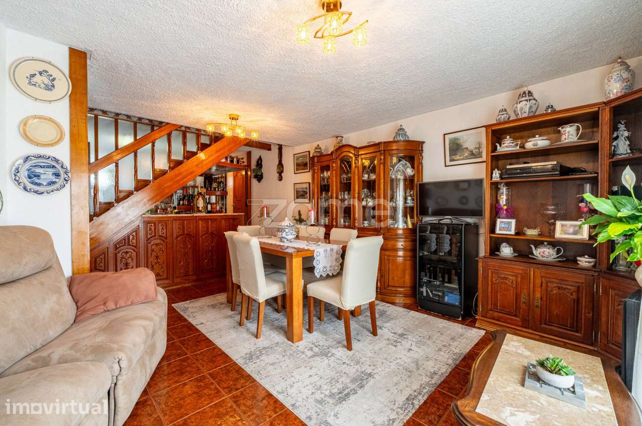 T3 Duplex com garagem e arrumos na Senhora da Hora, Matosinhos - Grande imagem: 3/23