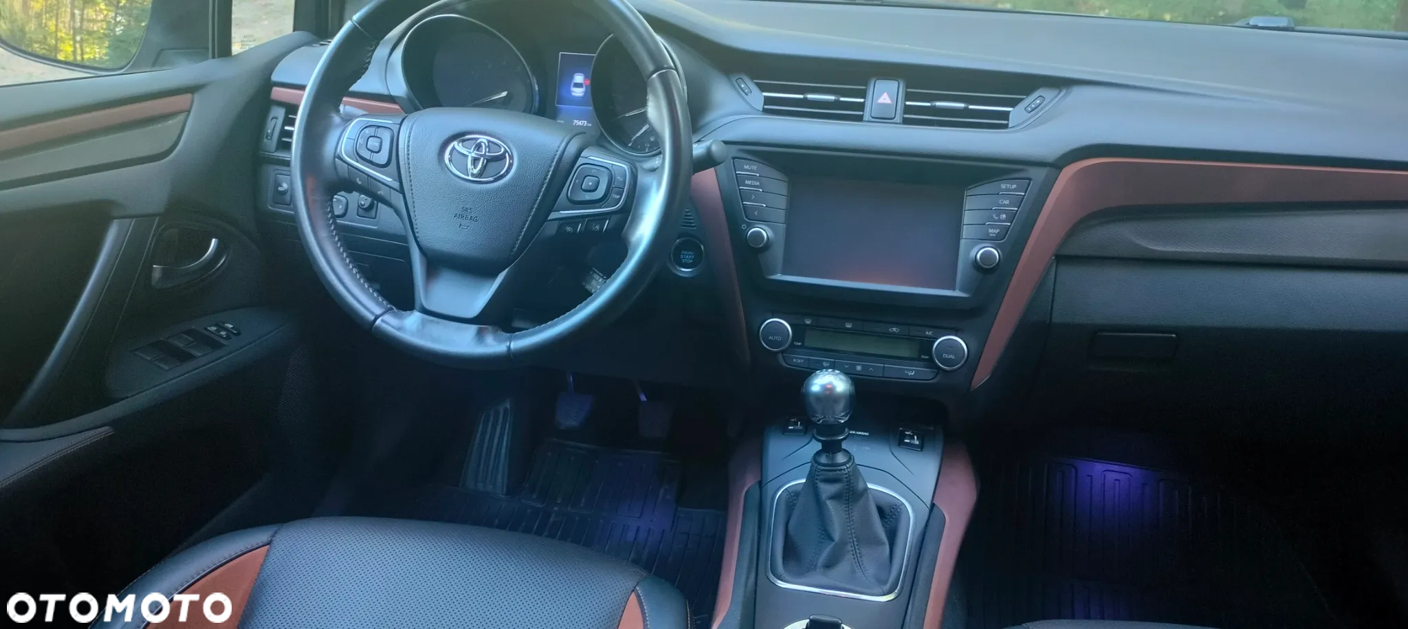 Toyota Avensis - 11