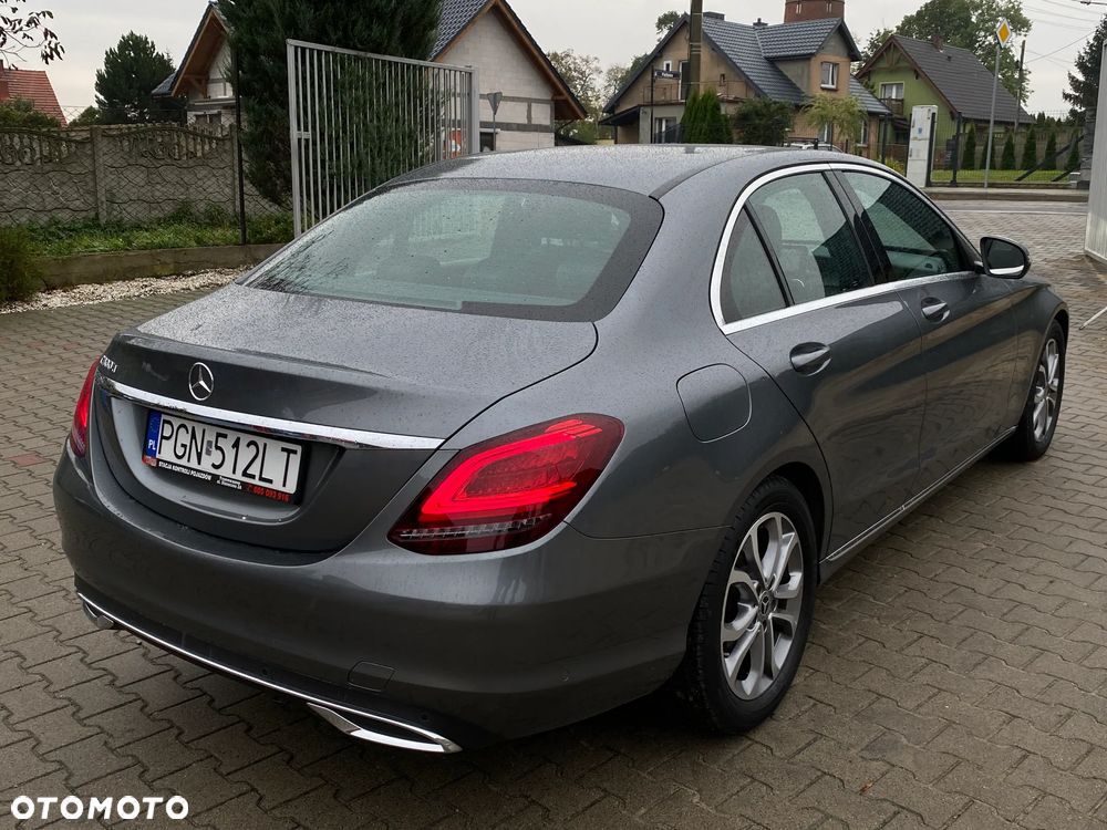 Mercedes-Benz Klasa C 300 d T 9G-TRONIC Avantgarde - 5