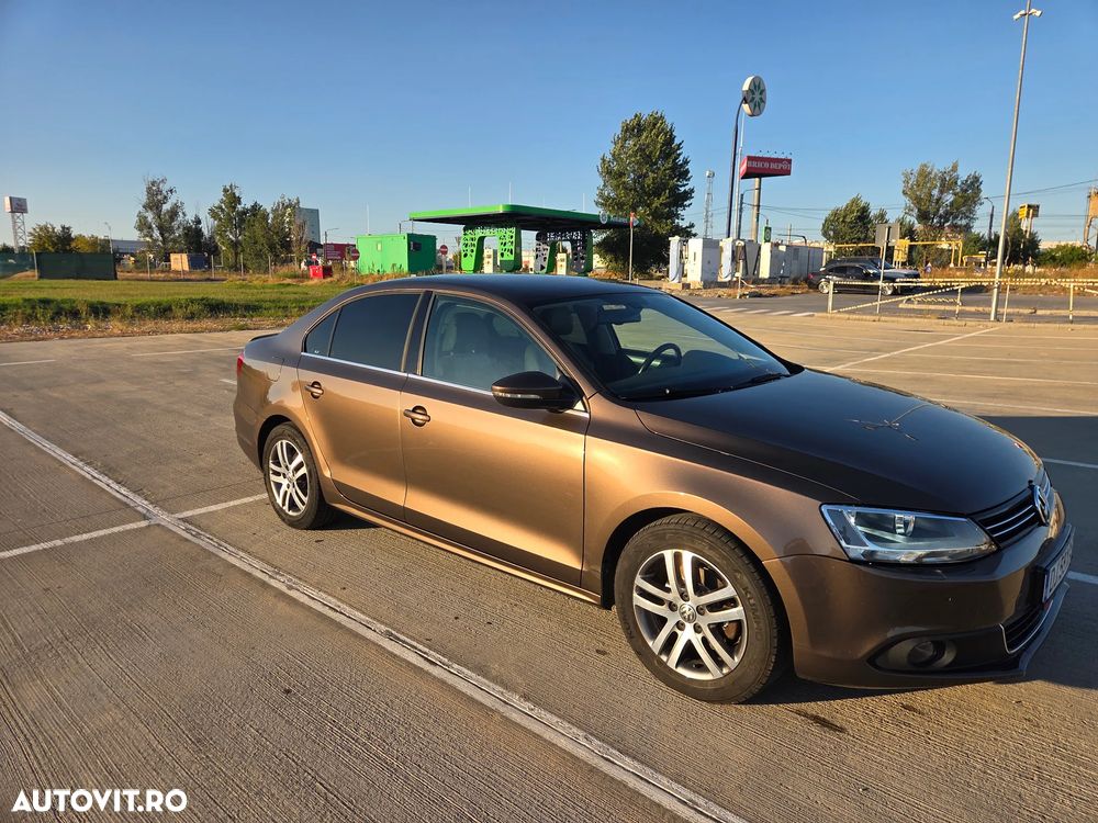 Volkswagen Jetta 1.6 TDI CR DPF DSG Highline - 26