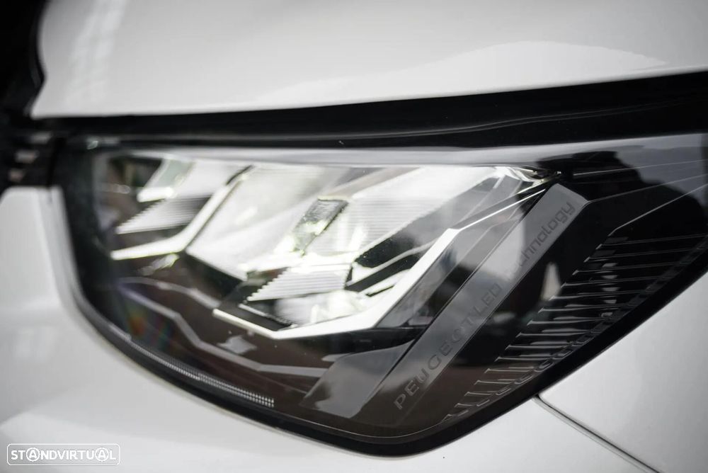 Peugeot 2008 - 14