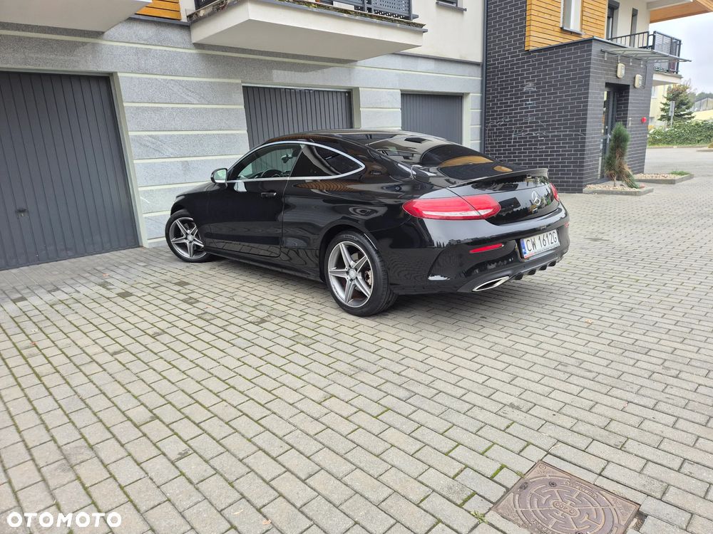 Mercedes-Benz Klasa C 300 7G-TRONIC - 4