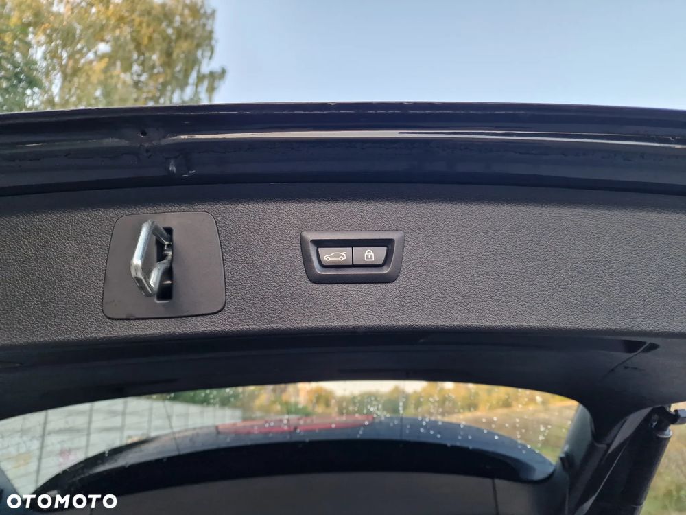 BMW Seria 2 220d xDrive M Sport - 17