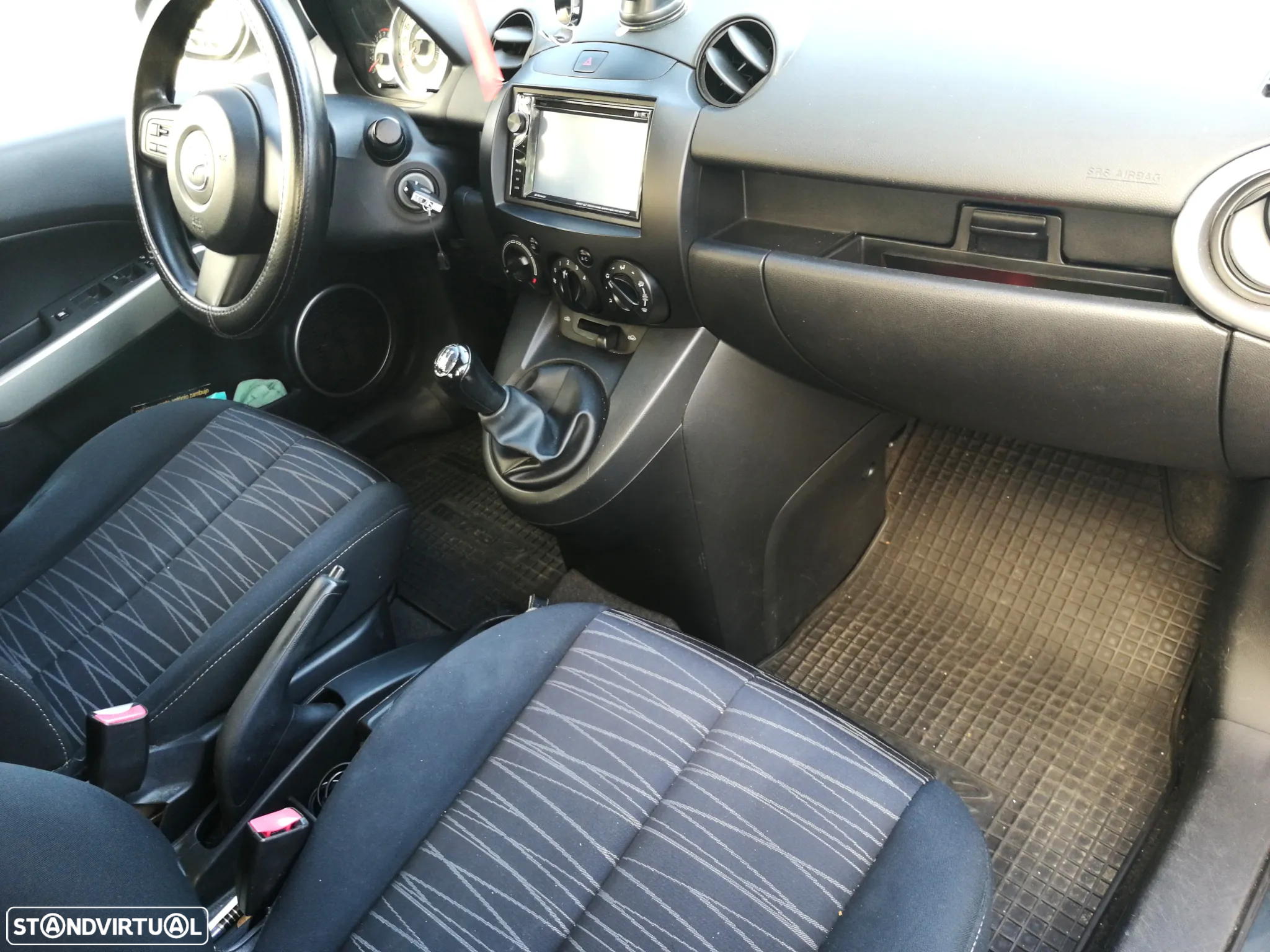 Mazda 2 1.3 MZR Exclusive - 11