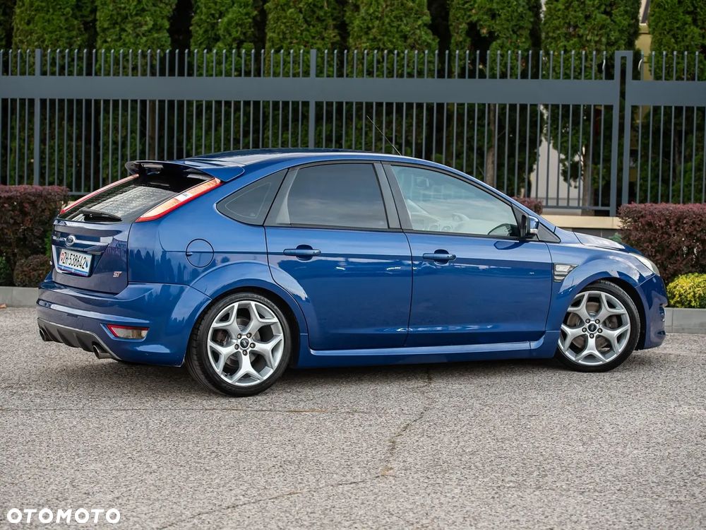 Ford Focus 2.5 ST - 14