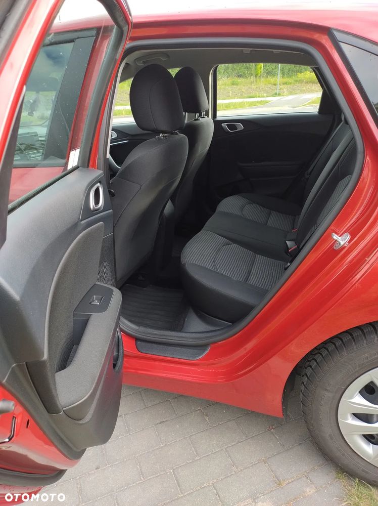 Kia Ceed 1.4 S - 17