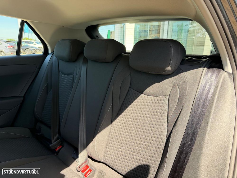 VW T-Roc 1.5 eTSI Trend DSG - 14