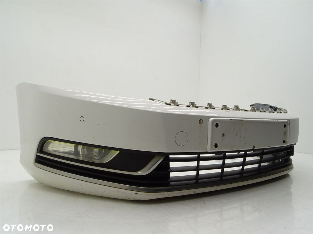 Zderzak przód przedni kompletny halogen lb9a 3aa805903 vw passat b7 - 2