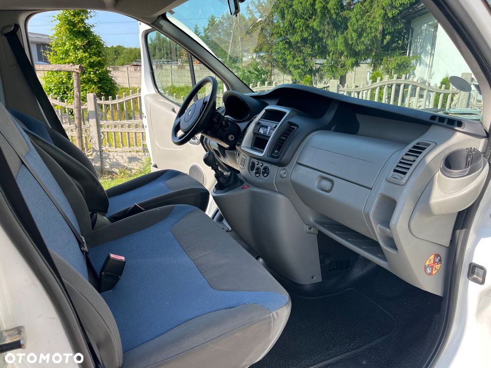 Renault Trafic 2.0 dCi 90 Combi L1H1 - 7