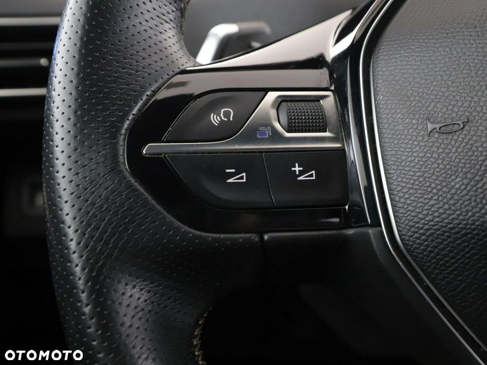 Peugeot 3008 1.2 PureTech GT S&S EAT8 - 33