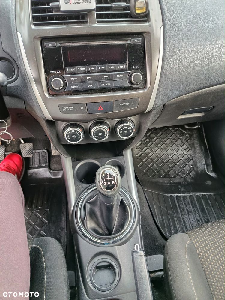 Mitsubishi ASX - 14