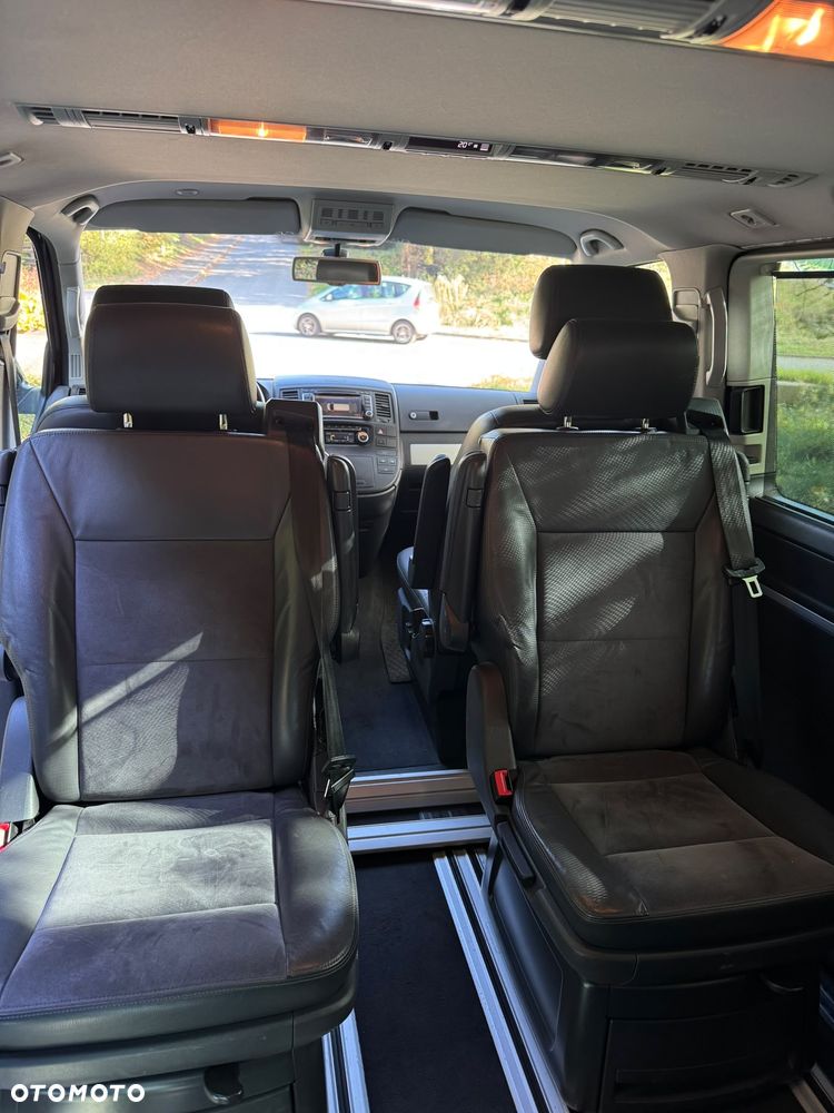 Volkswagen Multivan - 26