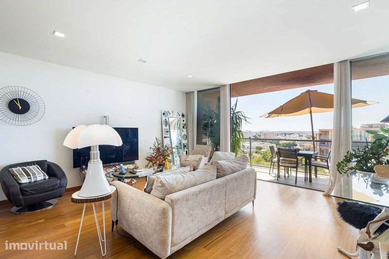 Apartamento T2 duplex em condomínio com piscina - Portimão - Grande imagem: 2/12
