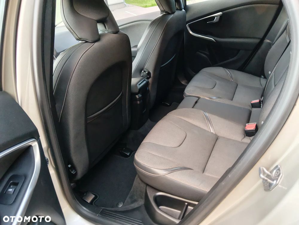 Volvo V40 D2 Drive-E Dynamic Edition - 29