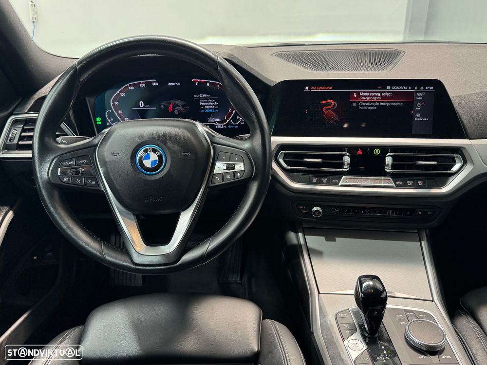 BMW 320 e Auto - 19