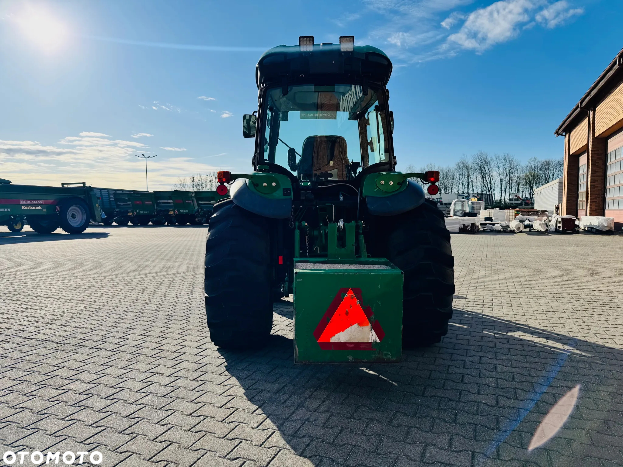 John Deere Seria R 4049R Dostępny od ręki w stanie idealnym - 8