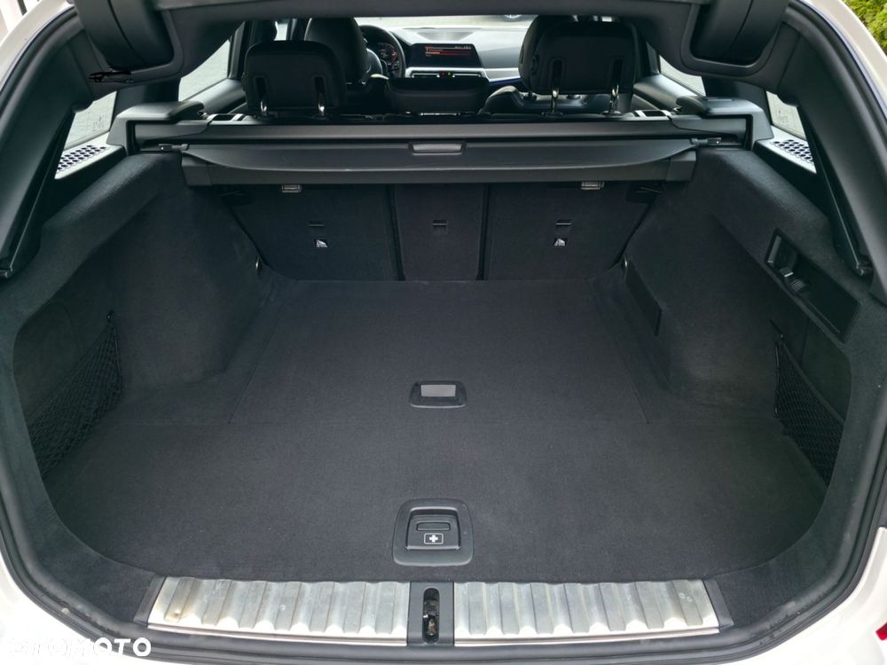 BMW Seria 3 - 17