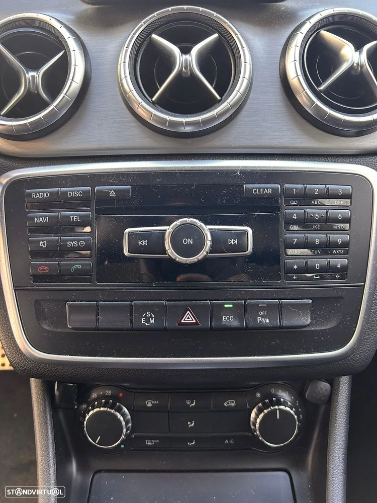 Mercedes-Benz CLA 220 - 10