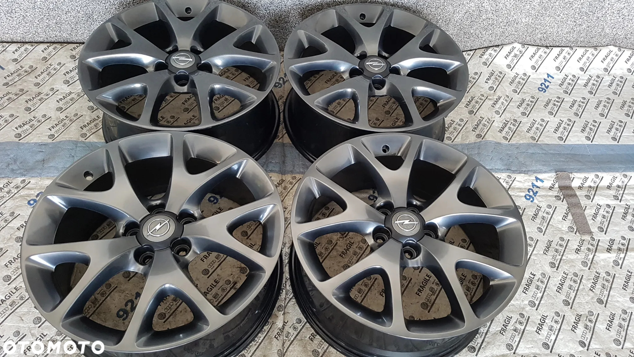 FELGI ALU ORYGINAŁ  OPEL CORSA ADAM 5X110 OPC 7,5jx18 ET47 - 2
