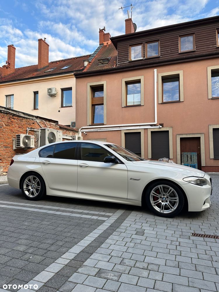 BMW Seria 5 525d - 6