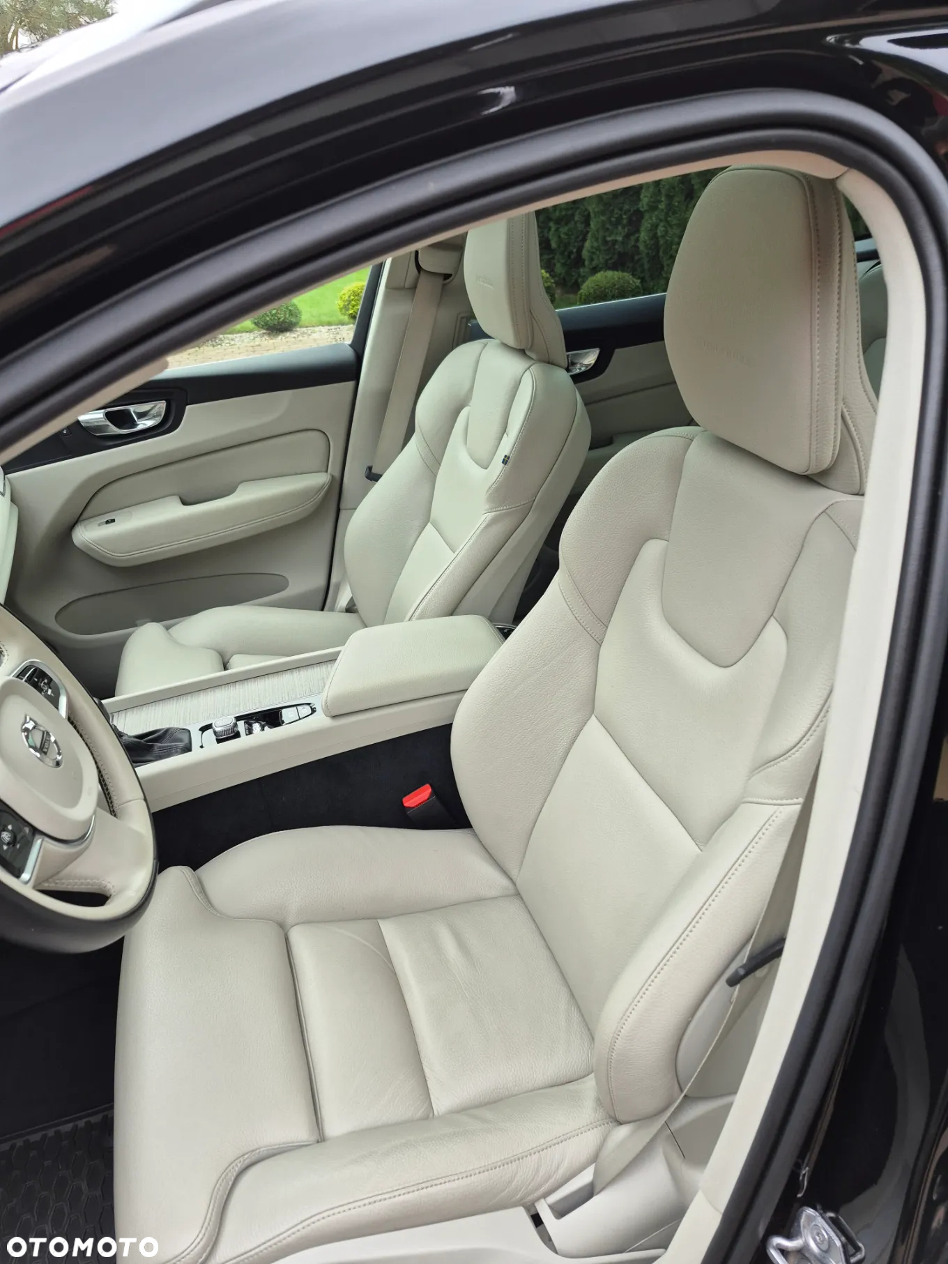Volvo XC 60 D4 Inscription - 14