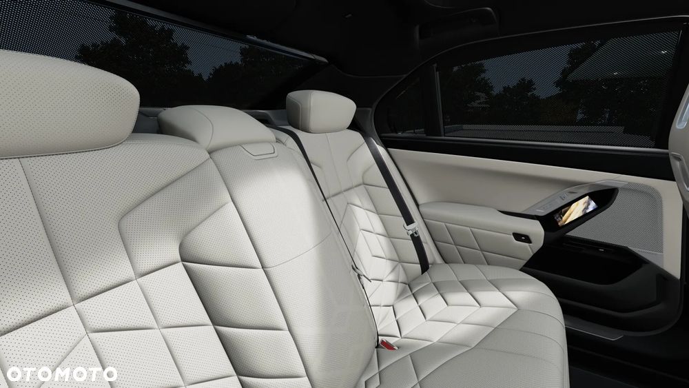 BMW Seria 7 740d xDrive - 13