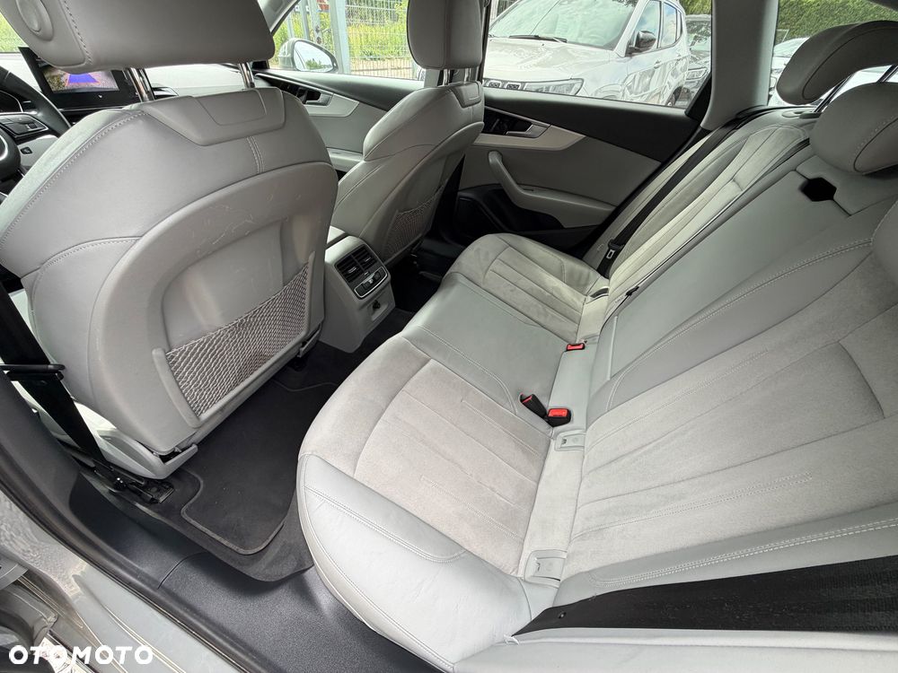 Audi A4 Allroad - 30
