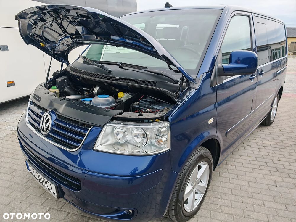 Volkswagen Multivan - 27