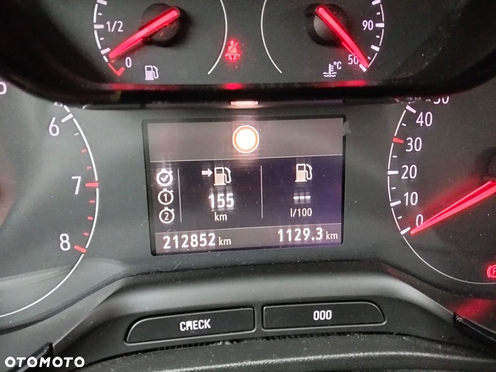 Opel Crossland X - 33