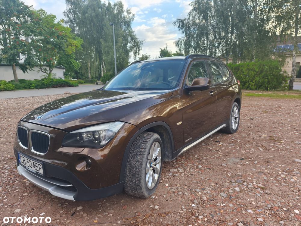 BMW X1 xDrive18d - 15