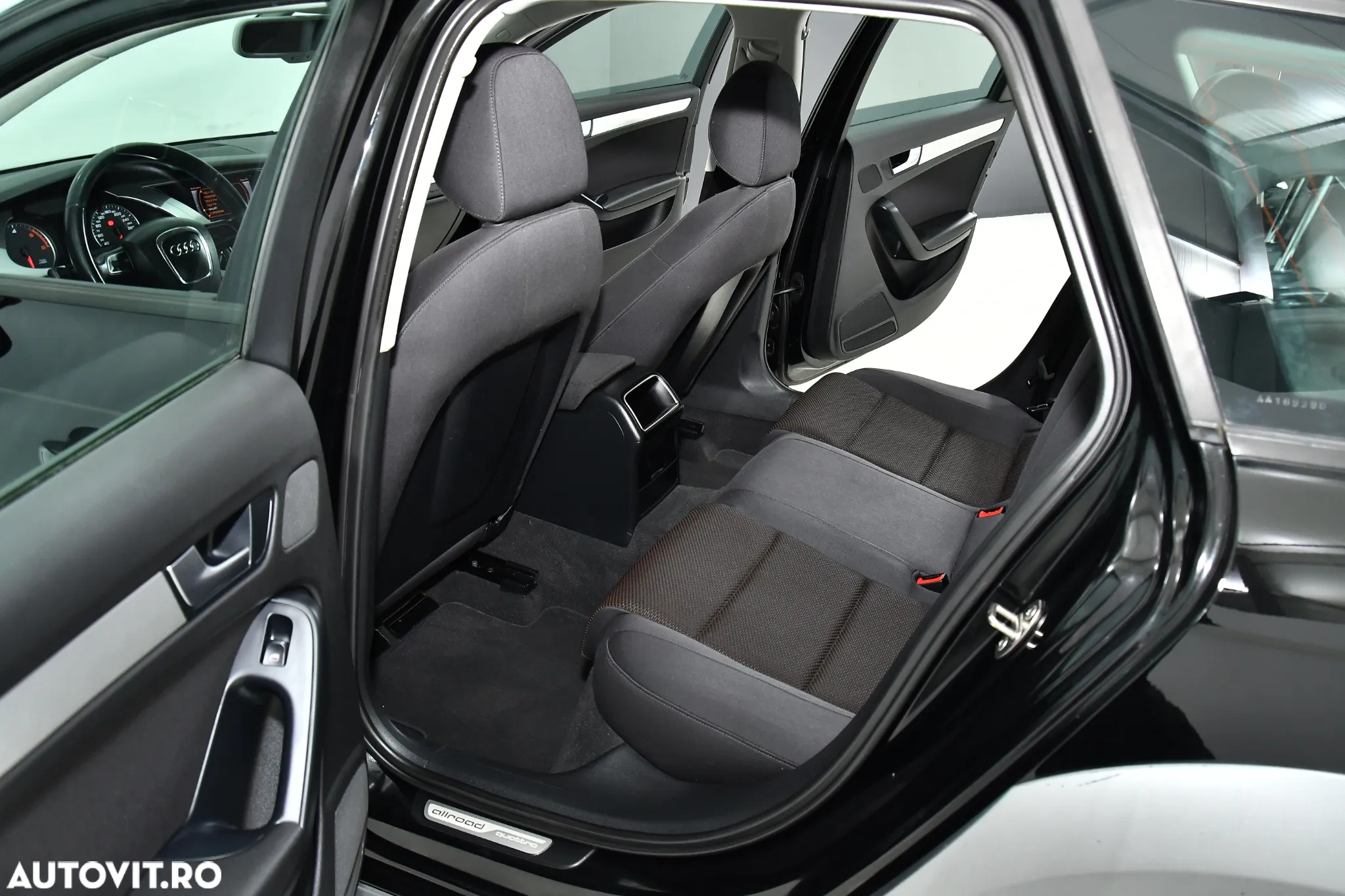 Audi A4 Allroad 2.0 TDI Quattro - 7