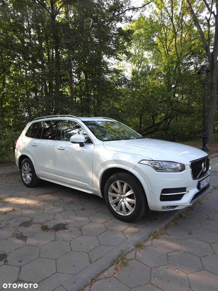Volvo XC 90 D5 AWD Momentum - 1