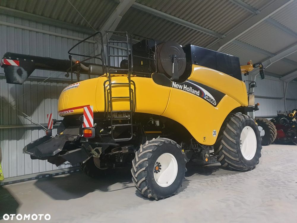 New Holland CR960 - 3