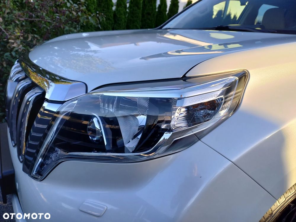 Toyota Land Cruiser LC 2.8 D-4D Invincible - 10