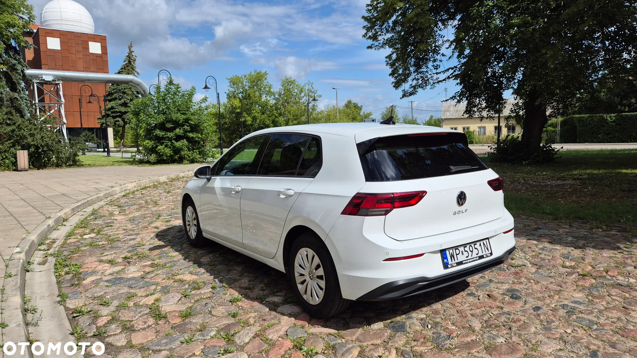 Volkswagen Golf VIII 1.0 TSI Life - 3