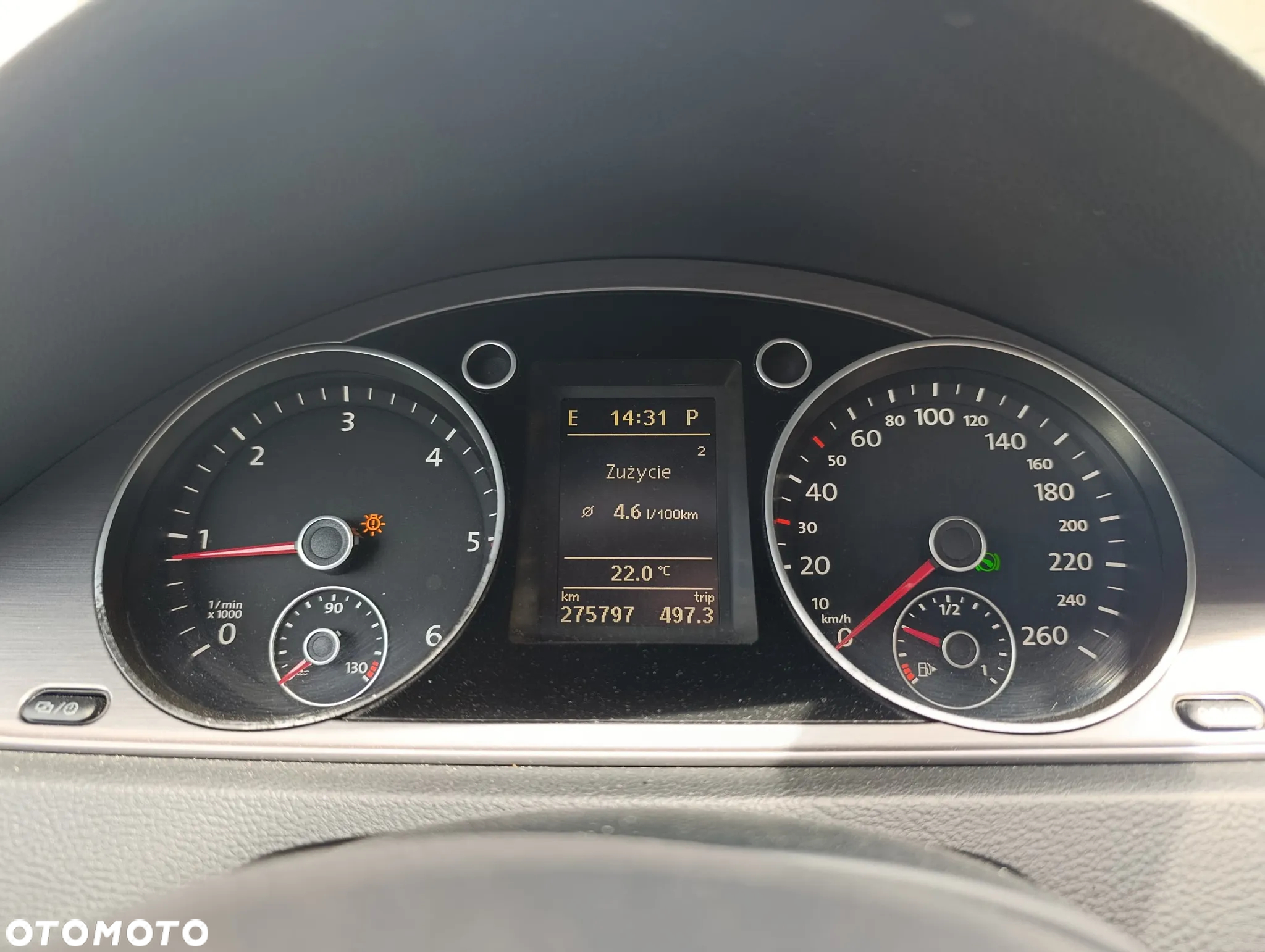 Volkswagen Passat 2.0 TDI Comfortline DSG - 13