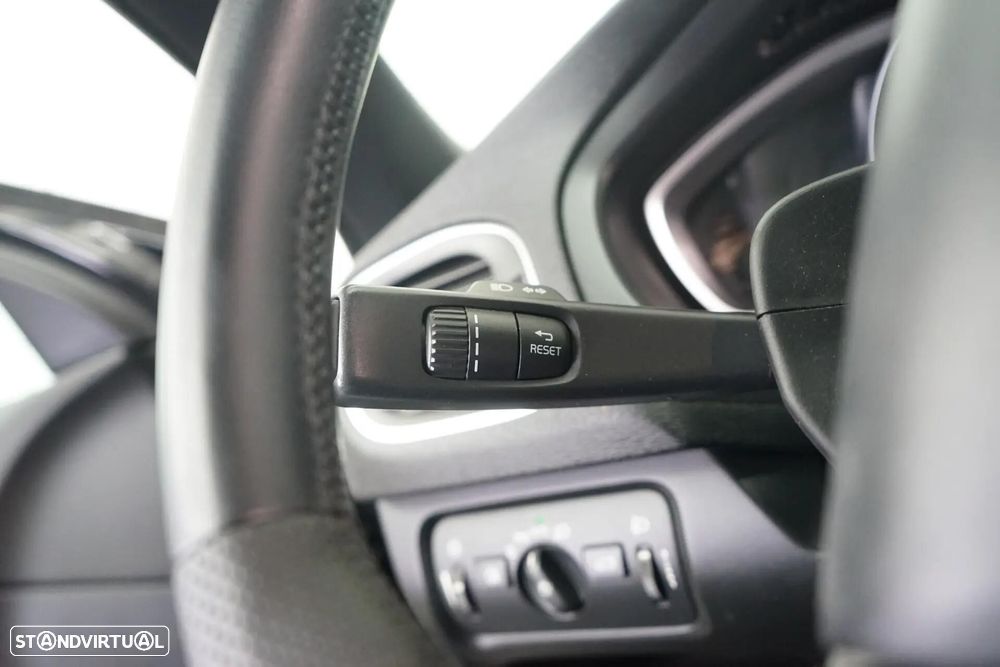 Volvo V40 1.6 D2 R-Design Momentum - 21
