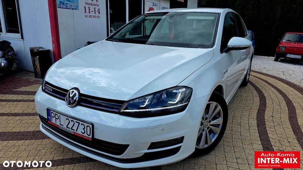 Volkswagen Golf - 1