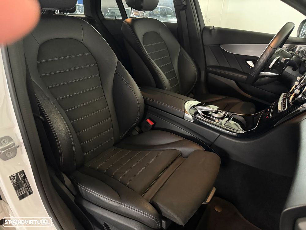 Mercedes-Benz C 300 de AMG Line - 23