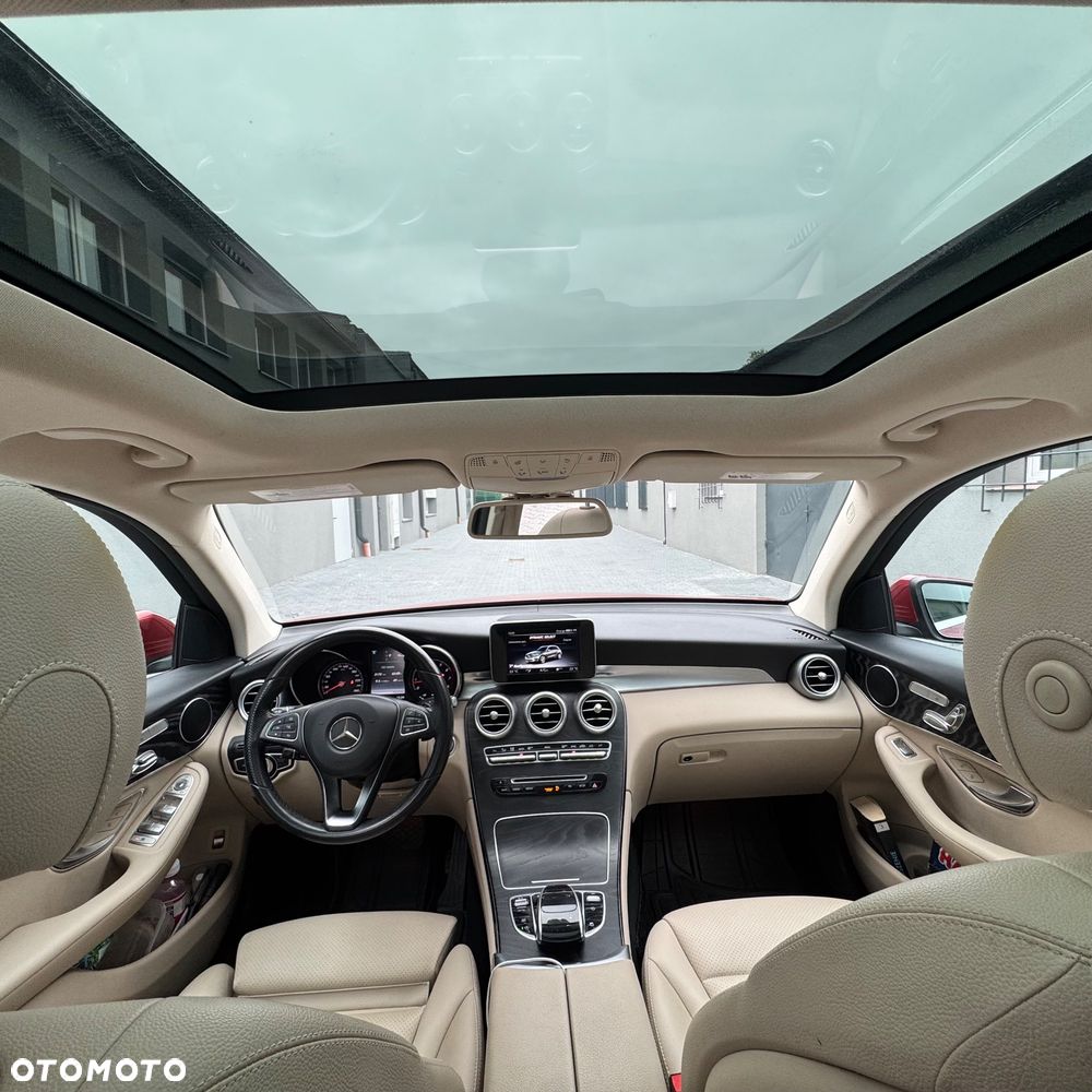 Mercedes-Benz GLC 300 4Matic 9G-TRONIC - 22