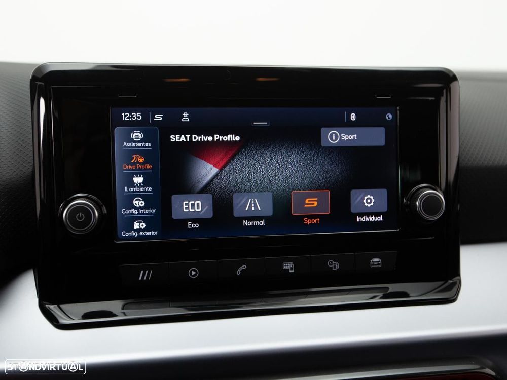 SEAT Arona 1.0 TSI FR - 28