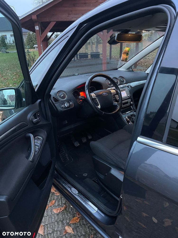 Ford Galaxy 2.0 TDCi Titanium - 13