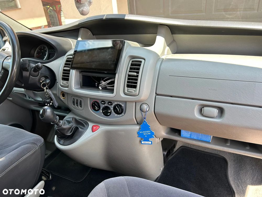 Renault Trafic 2.0 dCi 115 Combi L1H1 - 13